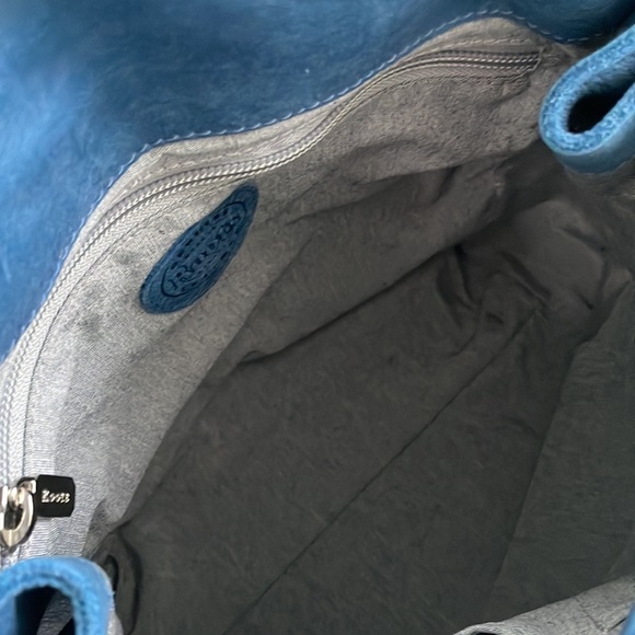 Roots Backpack - Picture 6 of 12